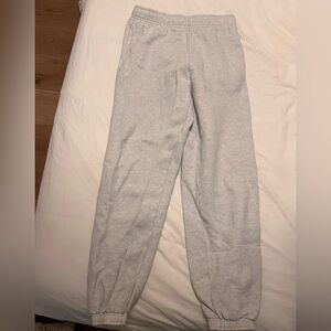 Aritzia Sweatpants